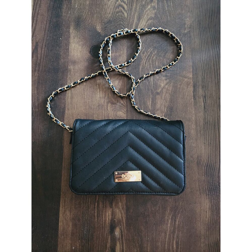 BCBG Paris Black Quilted Gold Chain Strap Crossbody Handbag Purse - Picture 1 of 6